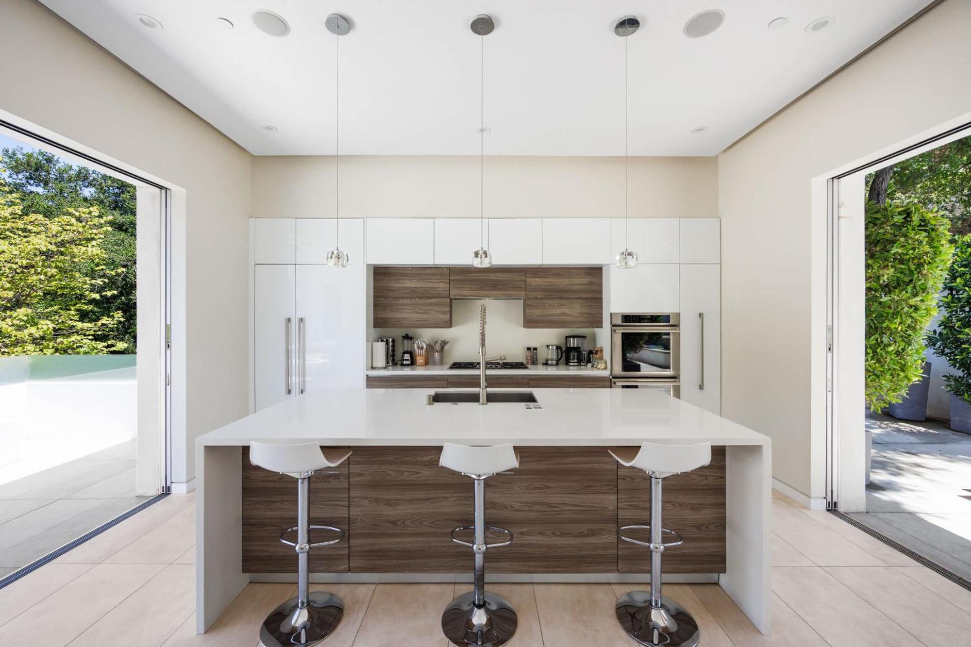 New Listing Mountainside By Colby & Conrad Сasa de vacaciones Los Ángeles