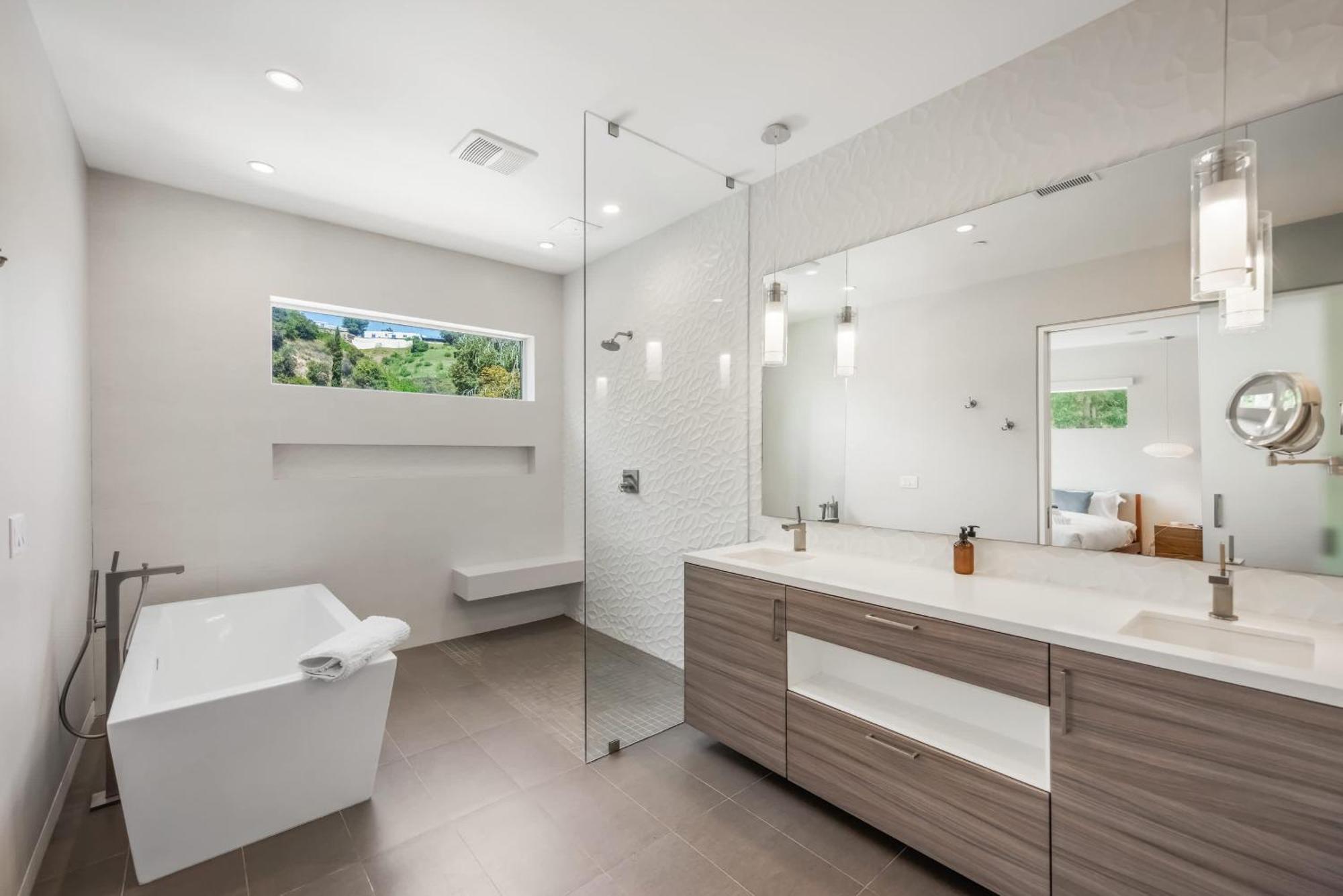 New Listing Mountainside By Colby & Conrad *