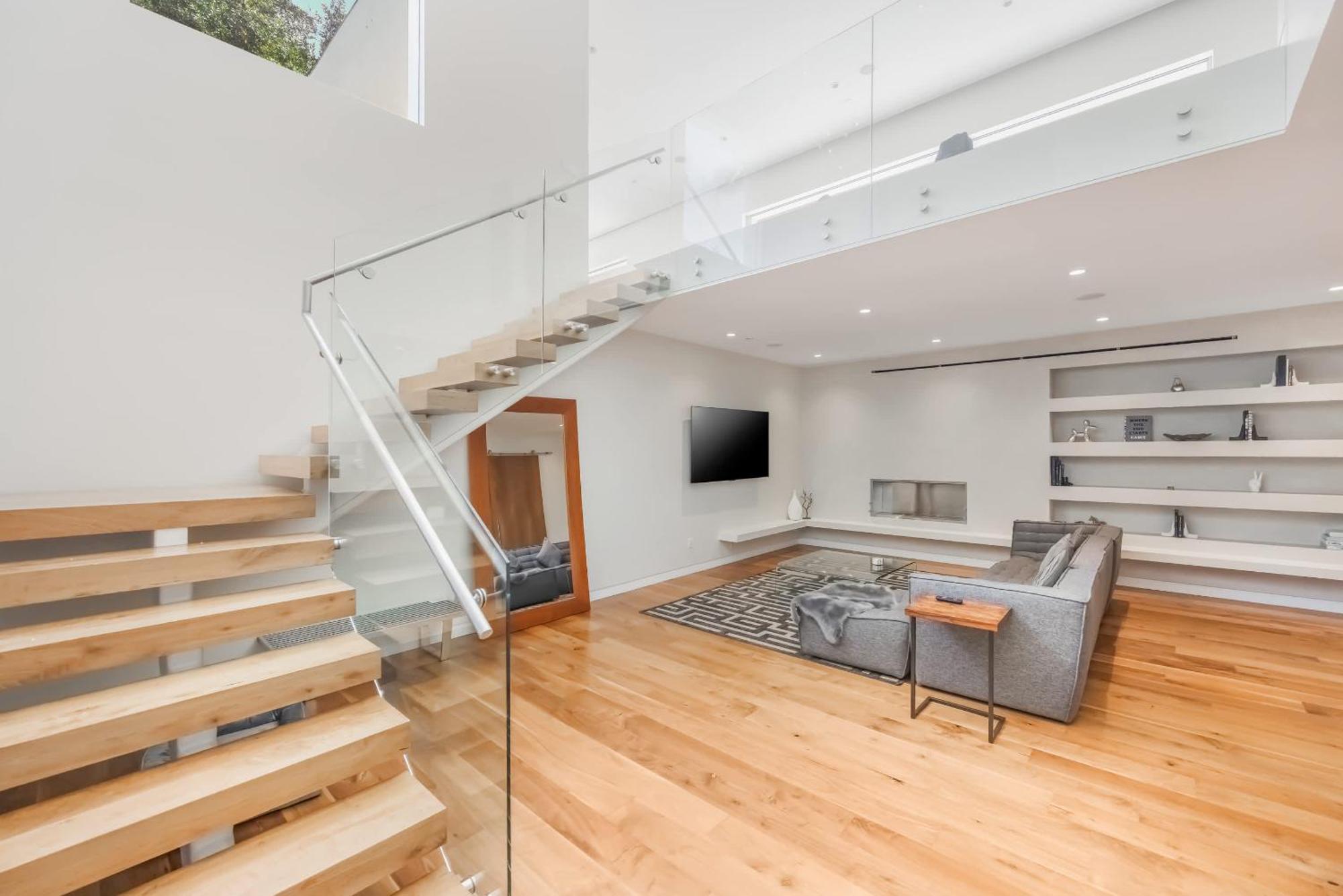 New Listing Mountainside By Colby & Conrad * Los Angeles