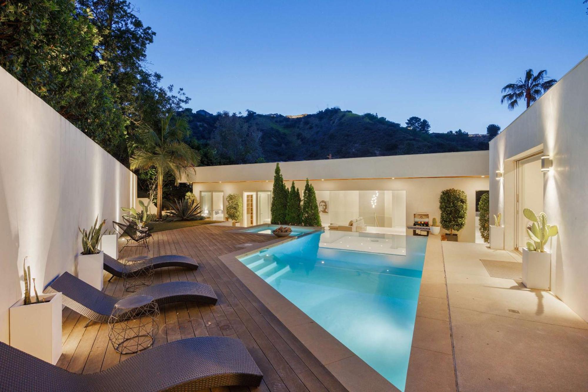 New Listing Mountainside By Colby & Conrad *